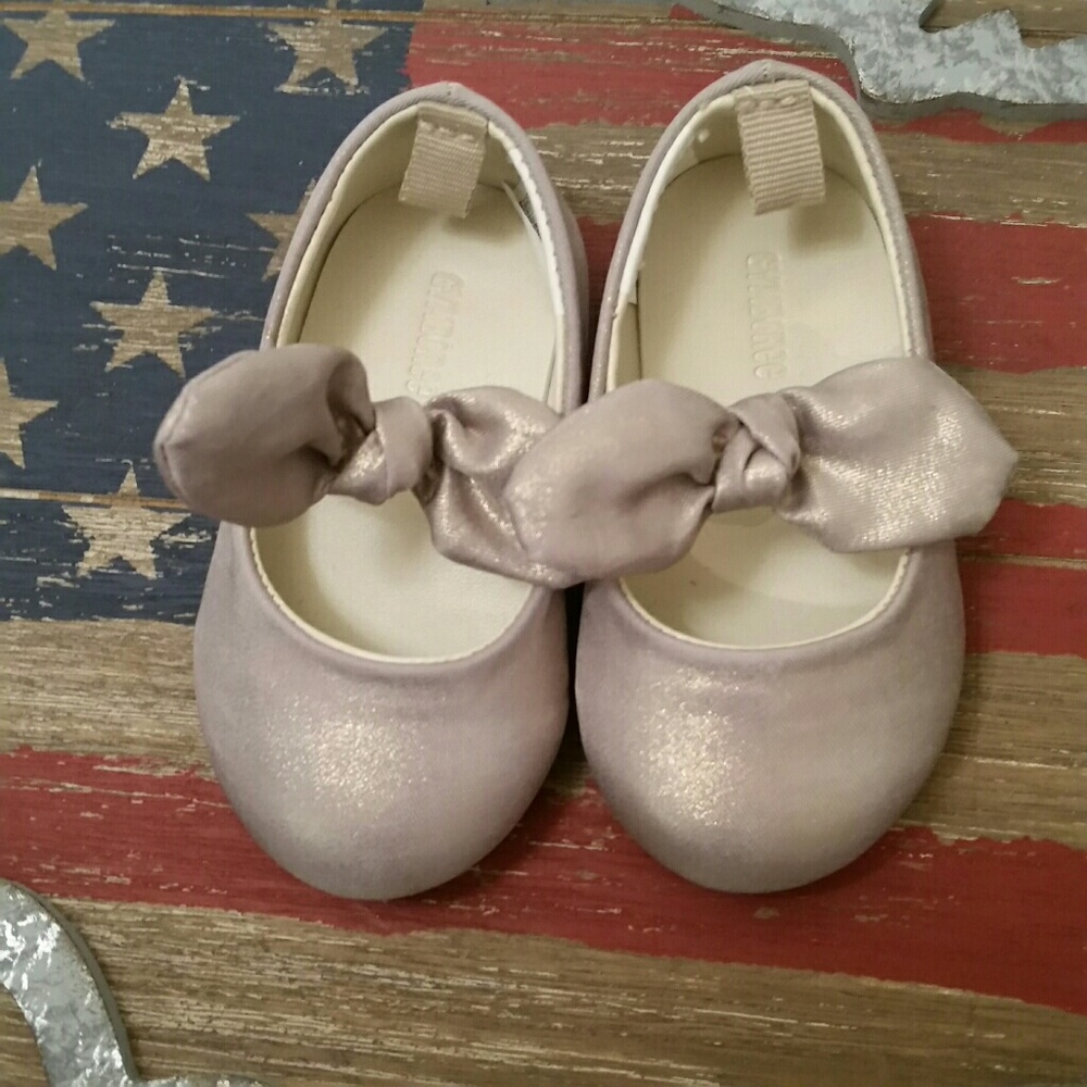 NWOT, Gymboree metallic champagne bow shoes, 2